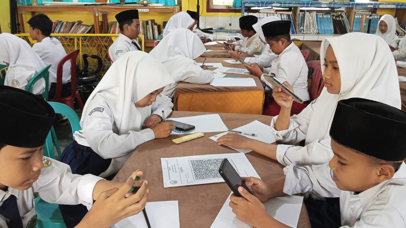 Seleksi Islamic Science Olympiad (ISO) dan Olimpiade Madrasah indonesia (OMI) Tingkat Satuan Pendidikan di MTs Negeri 3 Batang Hari