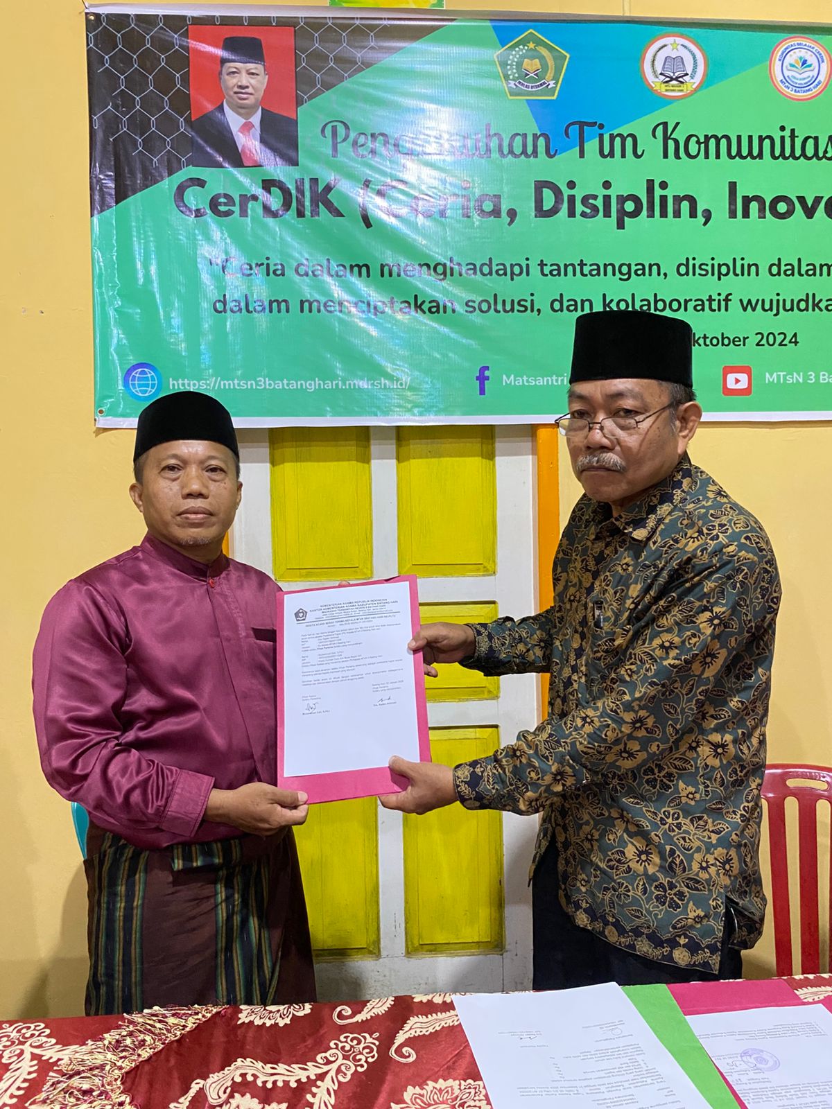 Serah Terima Jabatan Plt Kepala MTs Negeri 3 Batang Hari