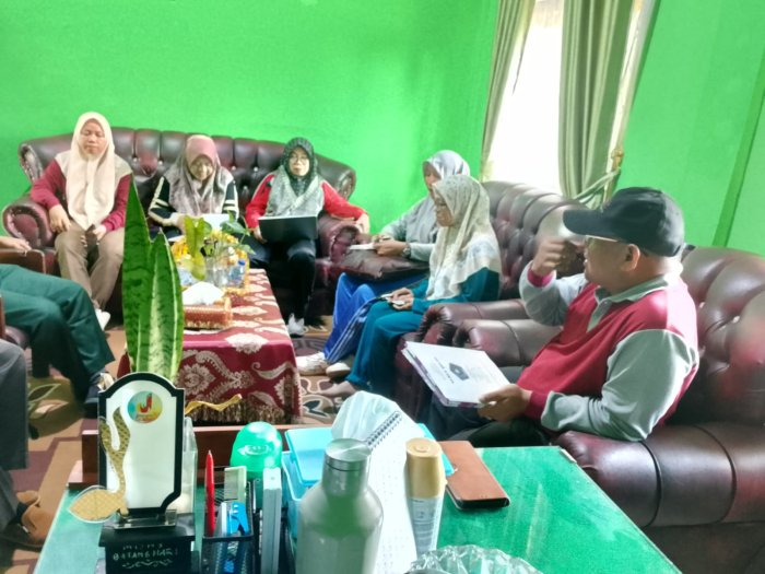 Rumah Quran MTsN 3 Batang Hari Segera Hadir, Perkuat Ekstrakurikuler Keagamaan dan Pembinaan Karakter Siswa Rumah Quran MTsN 3 Batang Hari Segera Hadir, Perkuat Ekstrakurikuler Keagamaan dan Pembinaan Karakter Siswa