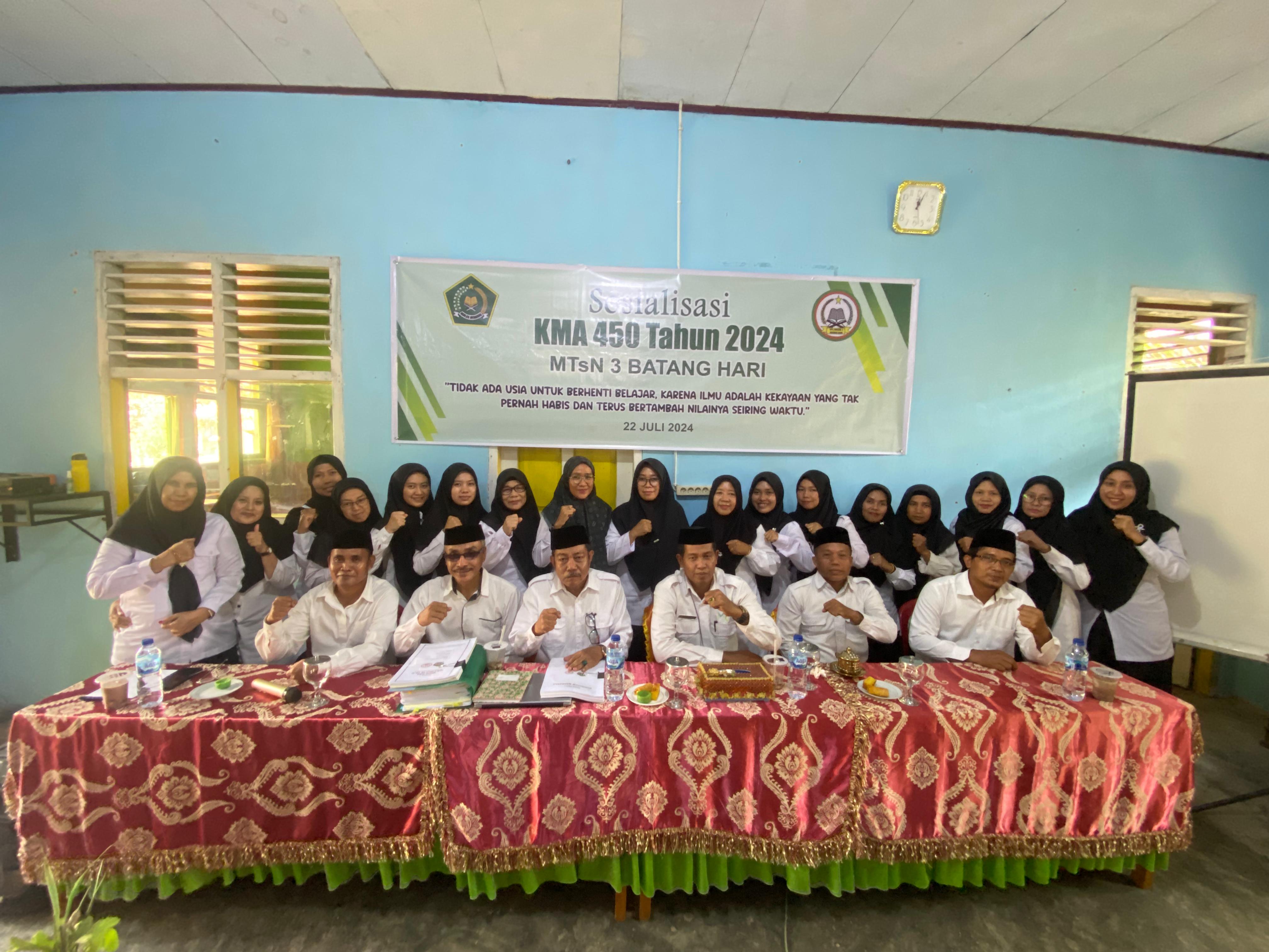  Sosialisasi KMA 450 Tahun 2024 di MTs Negeri 3 Batang Hari