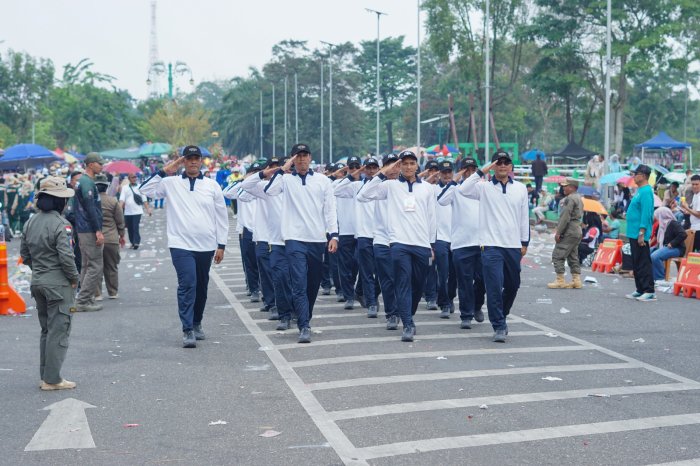 Agung Graha Kusuma Wakili MTsN 3 Batang Hari, Bawa Nama Kemenag di Pawai Pembangunan HUT Ke-81 RI