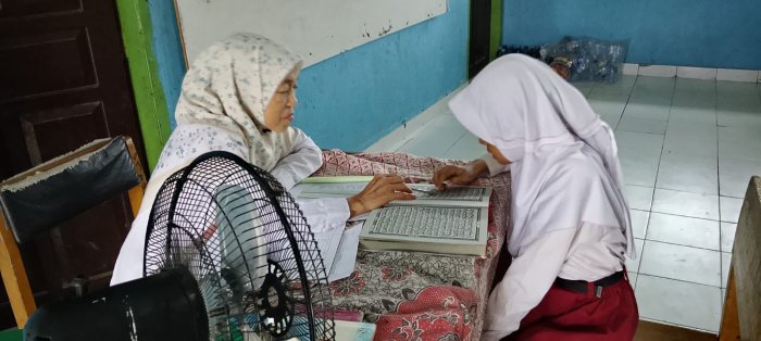 MTsN 3 Batang Hari Seleksi Peserta Rumah Quran Melalui Tes Kelancaran Membaca Al-Quran MTsN 3 Batang Hari Seleksi Peserta Rumah Quran Melalui Tes Kelancaran Membaca Al-Quran