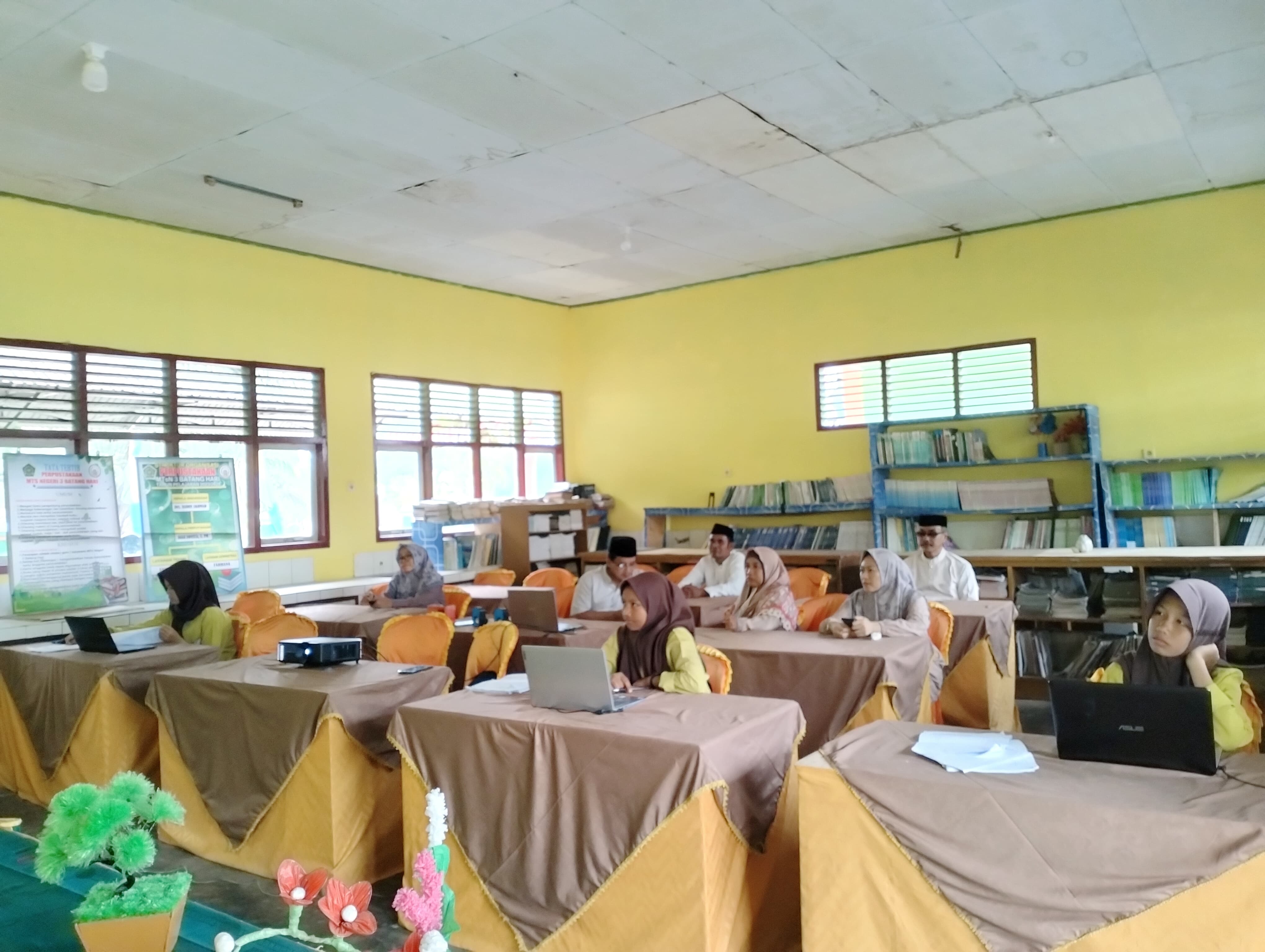 Jelang OBA 2024, Utusan MTsN 3 Batang Hari Ikuti Bimtek dan Simulasi