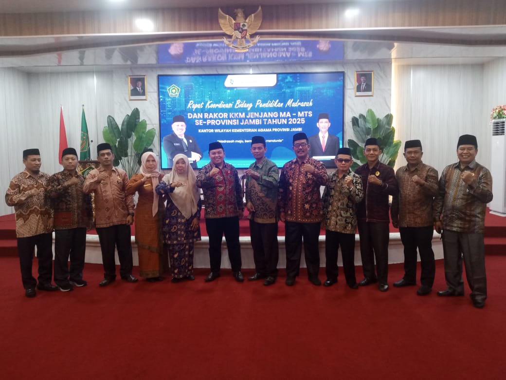 Plt Kepala MTsN 3 Batang Hari Ikuti Rakor KKM Jenjang MA dan MTs