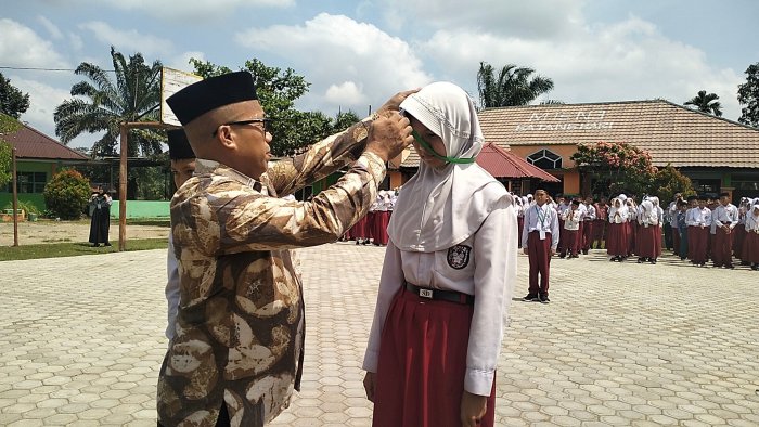 Semangat Baru Dimulai! MTsN 3 Batang Hari Tutup MATAMUDA 2026 dengan Apresiasi Peserta Terbaik Semangat Baru Dimulai! MTsN 3 Batang Hari Tutup MATAMUDA 2026 dengan Apresiasi Peserta Terbaik