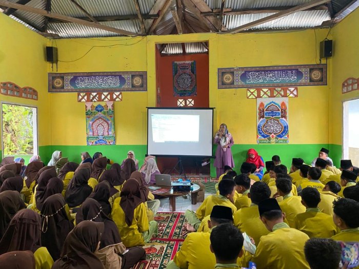 Bangun Karakter Sejak Awal Semester, MTsN 3 Batang Hari Laksanakan Pembiasaan dan Kokurikuler Perdana