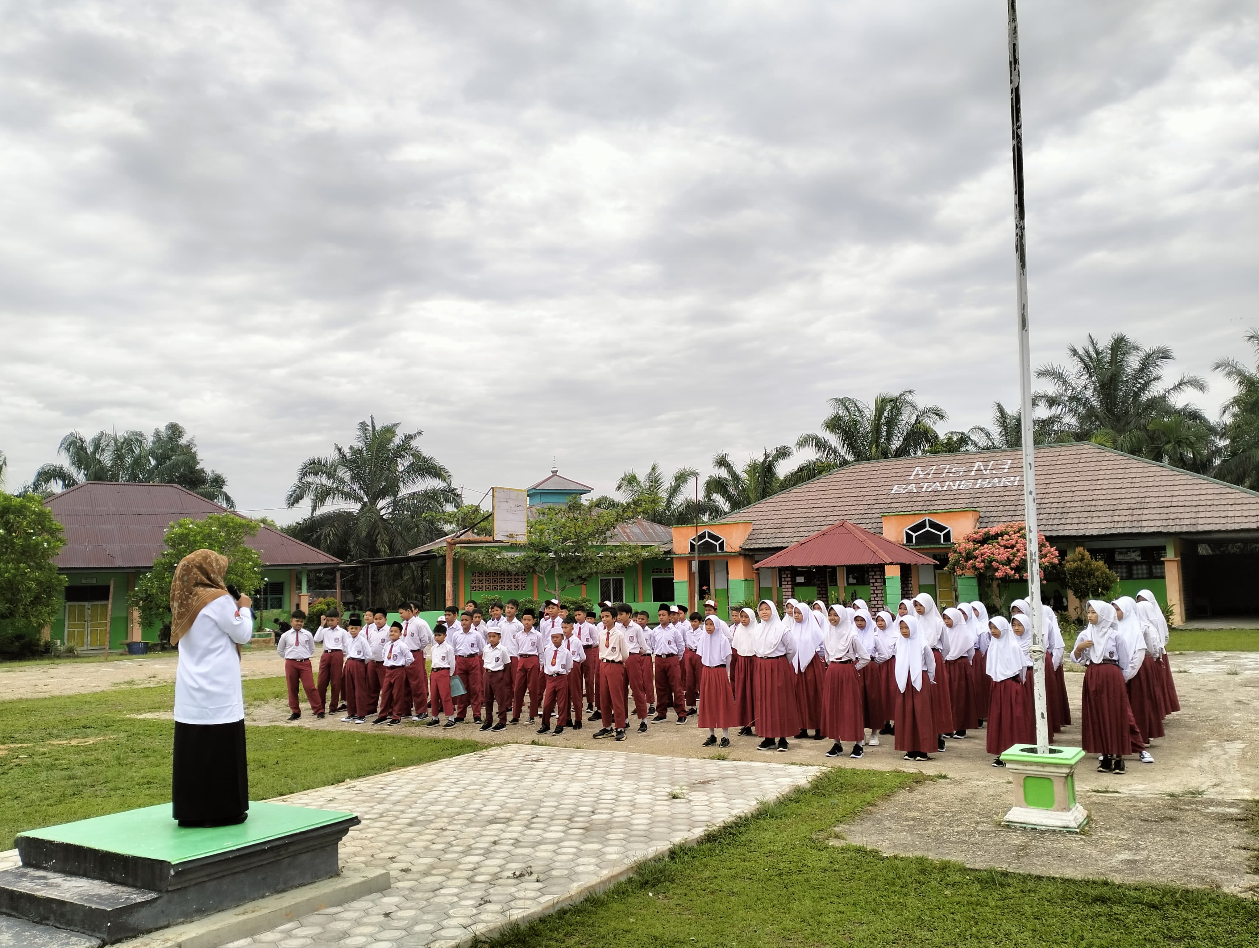 Pelaksanaan Tes Akademik PPDBM TP 2025/2026 MTsN 3 Batang Hari