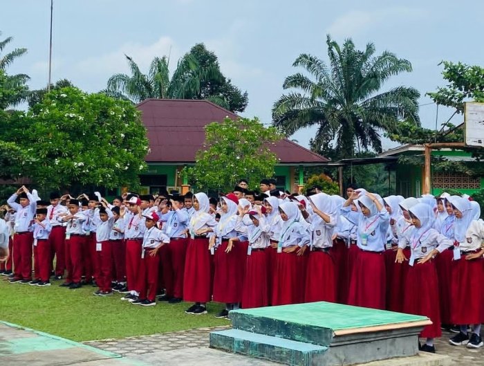 Kenali Madrasahmu, Cintai Lingkunganmu: Semangat Hari Pertama MATAMUDA MTsN 3 Batang Hari