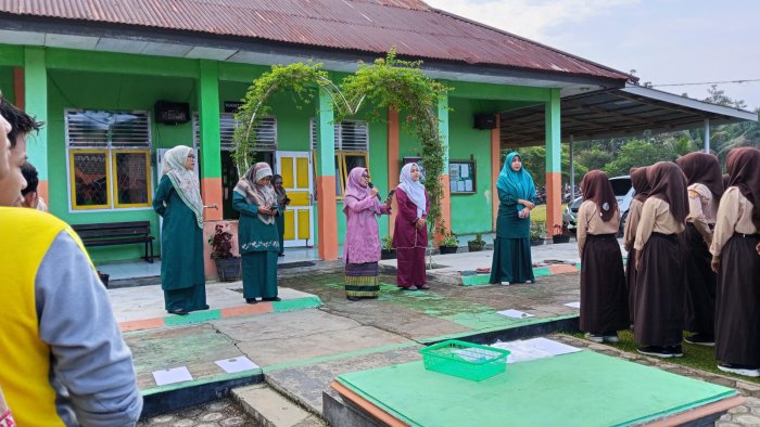 Seru dan Edukatif! Siswa MTsN 3 Batang Hari Belajar Klasifikasi Makhluk Hidup Lewat GLM Cakra Seru dan Edukatif! Siswa MTsN 3 Batang Hari Belajar Klasifikasi Makhluk Hidup Lewat GLM Cakra